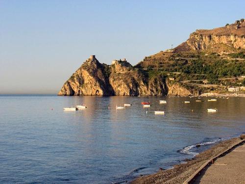 Le Zagare Apartments SantʼAlessio Siculo Buitenkant foto