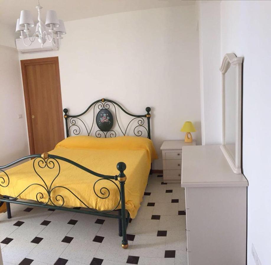 Le Zagare Apartments SantʼAlessio Siculo Buitenkant foto