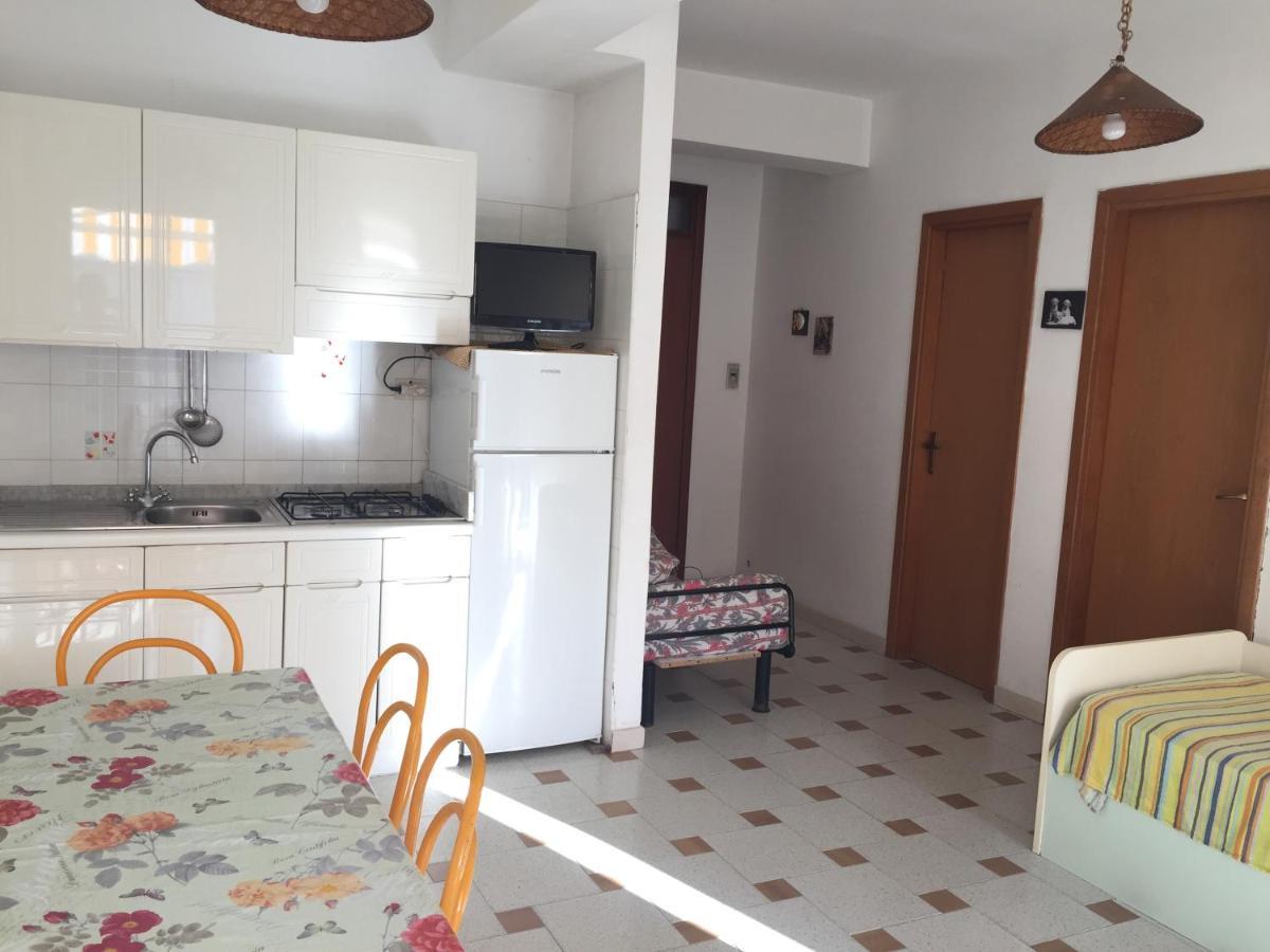 Le Zagare Apartments SantʼAlessio Siculo Buitenkant foto