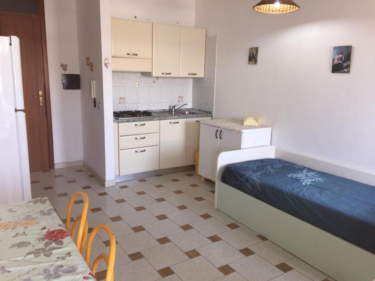 Le Zagare Apartments SantʼAlessio Siculo Buitenkant foto