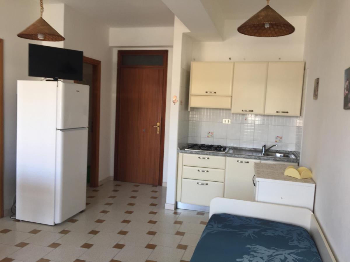 Le Zagare Apartments SantʼAlessio Siculo Buitenkant foto