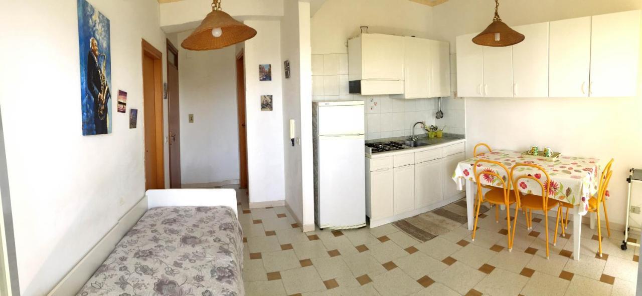Le Zagare Apartments SantʼAlessio Siculo Buitenkant foto